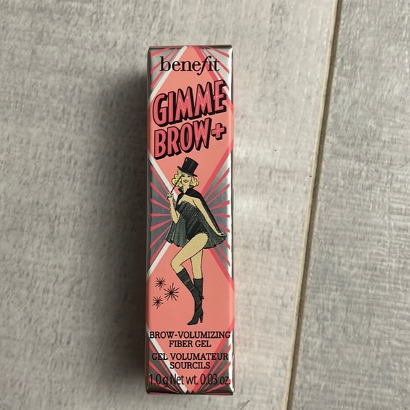 Benefit Other - NWT benefit Gimme Brow+ in neutral light brown